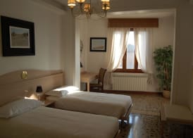OASIS Golden Lagoon Chalet 5