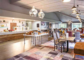 Novotel Manchester West 4