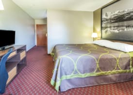 Super 8 by Wyndham Longmont/Del Camino 4