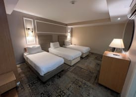 All Seasons Hotel 4