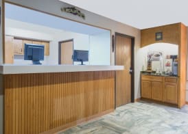 Super 8 by Wyndham Youngstown/Austintown 2