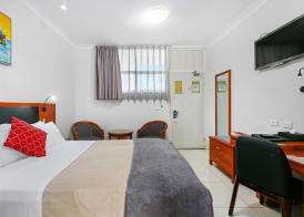 Comfort Inn & Suites Burwood 5