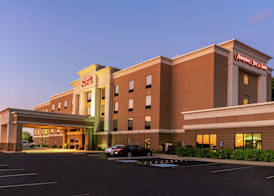 Hampton Inn & Suites Marshalltown 2