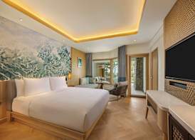 Mövenpick Resort & Spa Bintan Lagoon 2