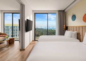 Royal Beachfront Resort Danang 5