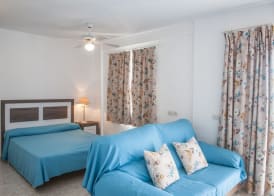 Apartamentos Vistamar 3