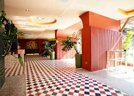 4 Monkeys Hotel 2