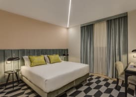 Otivm Hotel 4