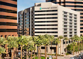 Embassy Suites by Hilton Phoenix Downtown North 4