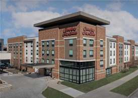 Hampton Inn & Suites Omaha-Downtown 3