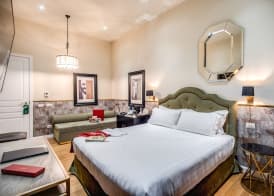 The Talent Hotel 5