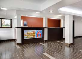 Motel 6-Macon, GA 4