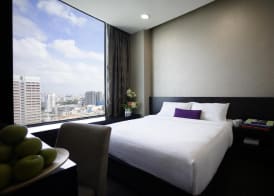 V Hotel Lavender 5