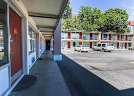 Edyn Hotel By Townhouse Wytheville US 52 2