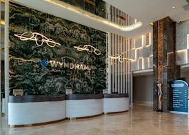 AZURA WORLD HOTEL 4