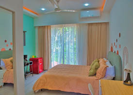 MARINA BAY HOTEL BOUTIQUE 5
