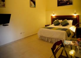 La Reserve Hotel 3