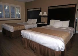 Travelodge by Wyndham Concord 5