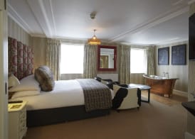 Angel Hotel 3