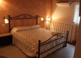 B&B Xenia 3