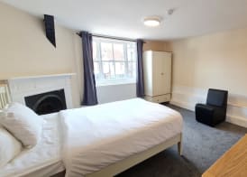 Grace Apartments - Living Rock 4