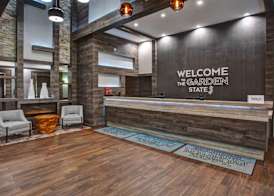 Hampton Inn & Suites By Hilton- Newark Airport Elizabeth 5