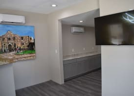 Days Inn by Wyndham San Antonio Alamo/Riverwalk 4