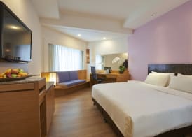 Village Hotel Changi by Far East Hospitality 4