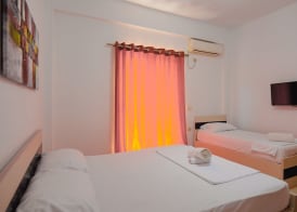 Hotel Argjiro 4