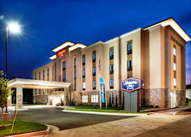 Hampton Inn Leavenworth, KS 3