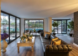 Azuu Boutique Hotel 4