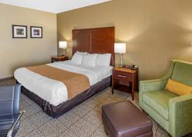 Comfort Inn & Suites Lincoln I-20 5