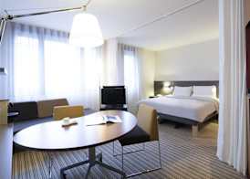 Novotel Suites Paris Montreuil Vincennes 5