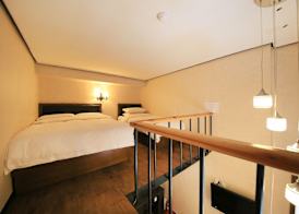 Friendly DH Naissance Hotel by Mindrum Group 5