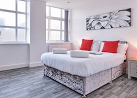 Winter Gardens Service Apartments 2 4
