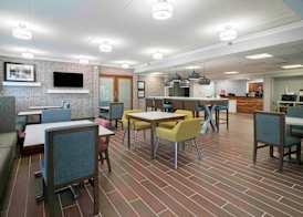 Hampton Inn St. Louis - Westport 2