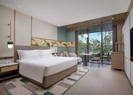 Holiday Inn Deqing Xinshi Ancient Town by IHG 4