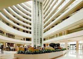Renaissance Tianjin Lakeview Hotel 4