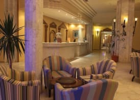 Hotel Venice Beach- Families and Couples Only 5