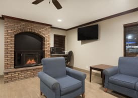 Super 8 by Wyndham Rantoul 3