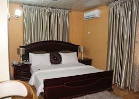 Albert Suites 5
