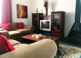 Athenian Villa 3