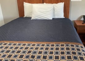 Motel 6 Putnam, CT 5