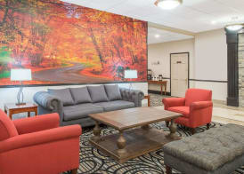 Ramada by Wyndham Cumberland Downtown 2