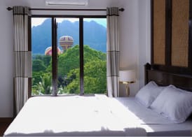 Mad Monkey Vang Vieng 5