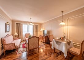 Hotel Grand Saigon 5