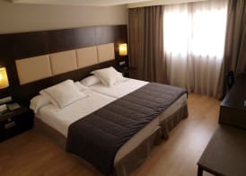 Hotel Sercotel Cuatro Postes 3
