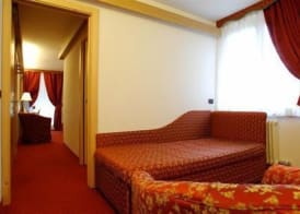 Nivis Hotel 2