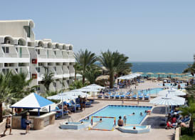Empire Beach Aqua Park - Couples and Families 5
