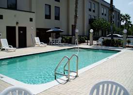 Hampton Inn Spring Hill 4